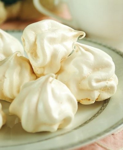 Hvordan lage meringue, en deilig oppskrift med et bilde