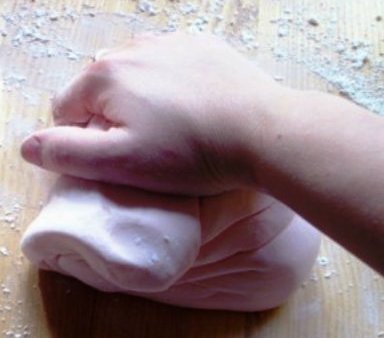 Hvordan lage mastikk for kake?