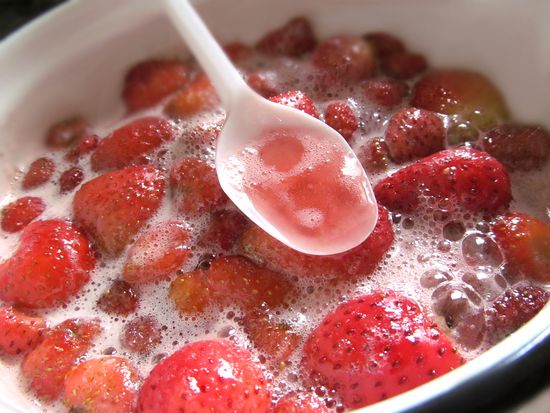 Oppskriften på jordbær i sin egen juice