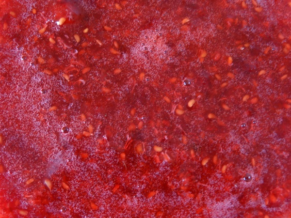 Delicious compote av bringebær for vinteren