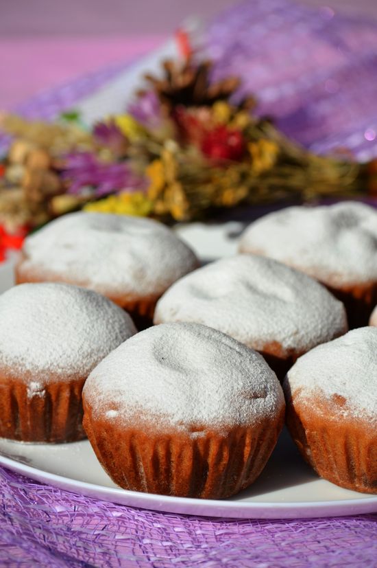 Steg-for-steg oppskrift på muffins med svisker