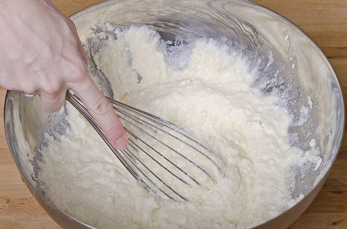 blanding etter eggpiskning slå eggene