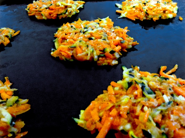 Delicious pannekaker fra courgetter på raske oppskrifter