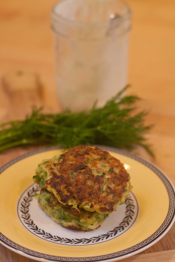 Delicious pannekaker fra courgetter på raske oppskrifter