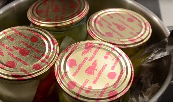 Patissons for vinteren, deilige oppskrifter av blanks "Fingers Lick" i krukker - syltet, saltet, uten sterilisering