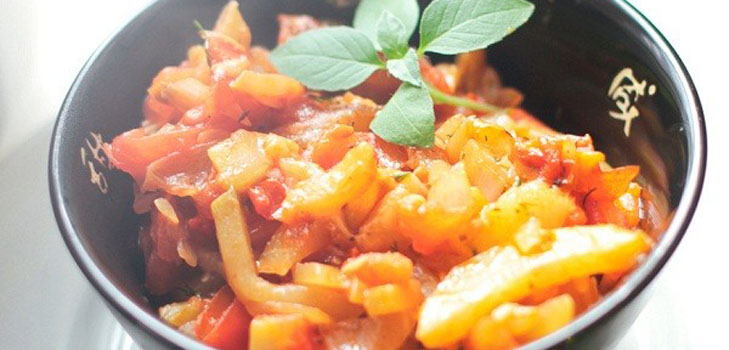 Stew of courgette - velsmakende, nyttig, billig