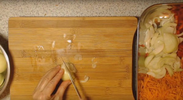 Salat med ris og grønnsaker til vinteren. Oppskrifter til salat til vinteren med ris og tomater, courgetter, gulrøtter
