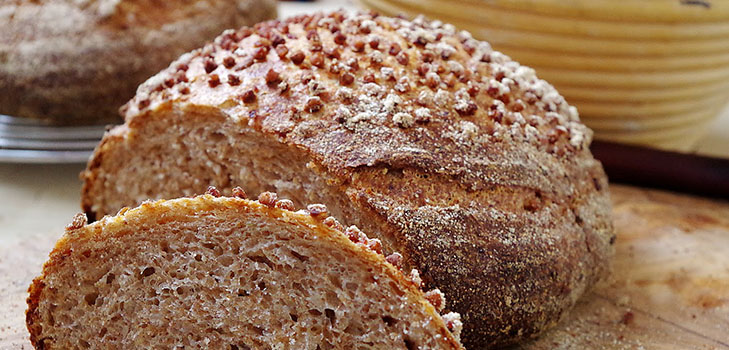 En oppskrift på smakfull og sunt brød med bokhveteflak