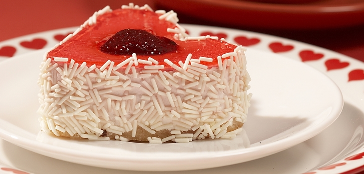 Kake i form av hjerte 14. februar, oppskrift med bilde