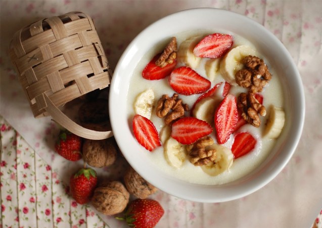 frokostblanding med frukt