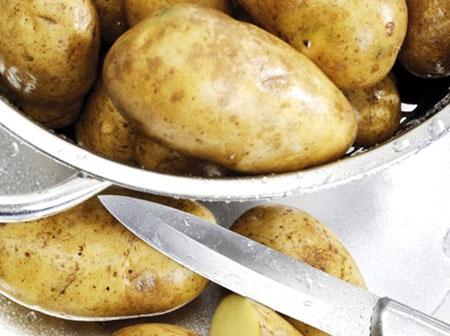 Bakt fisk i ovnen under østersausen
