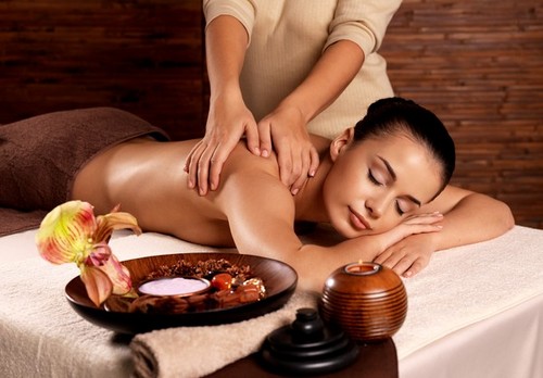 Thai massasje i CROWN THAI SPA - en følelse av lykke